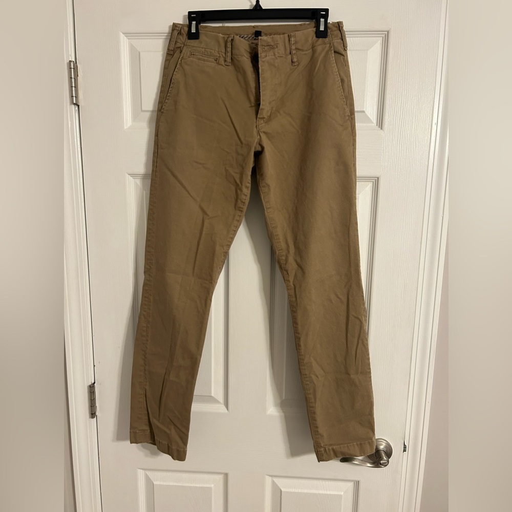 American Eagle Original Straight Khaki Pants